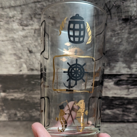 Gorgeous Midcentury HighBall Glasses with Nautical Motif - Picture 6 of 6